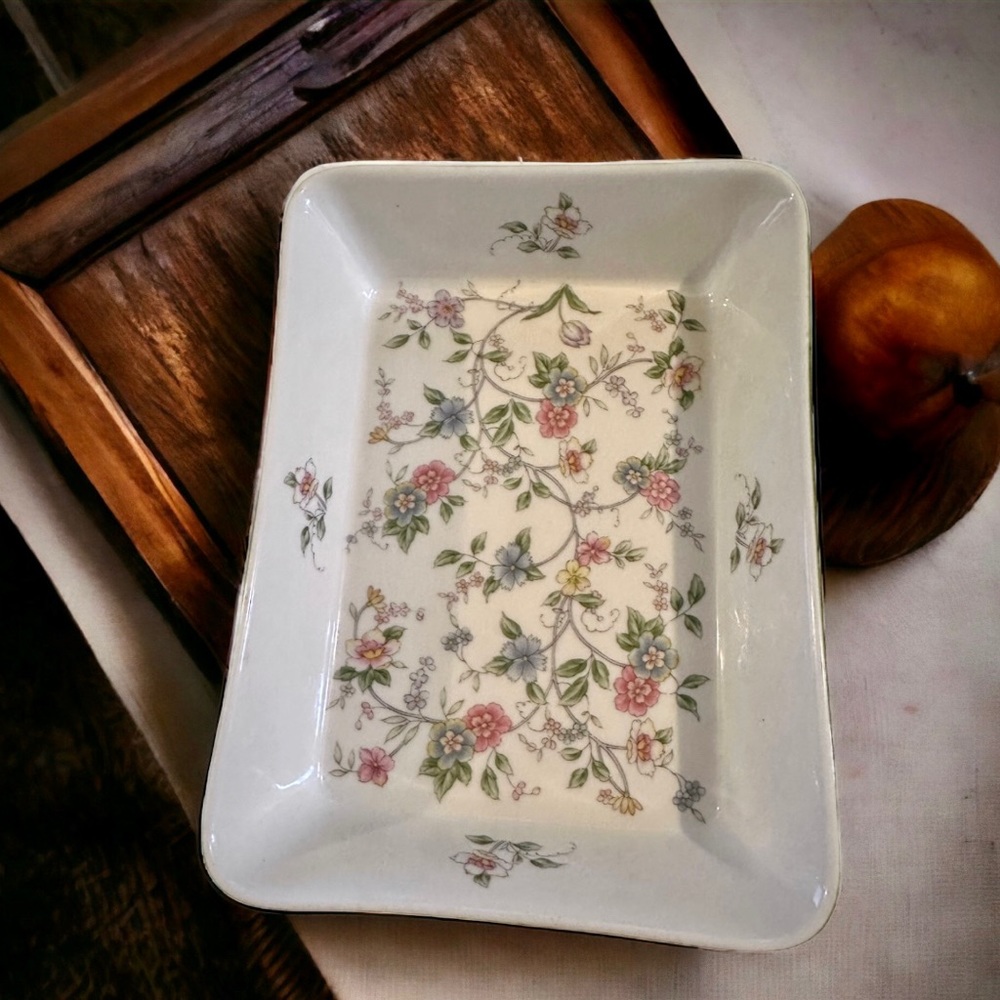 Baking Dish by Andrea By Sadek